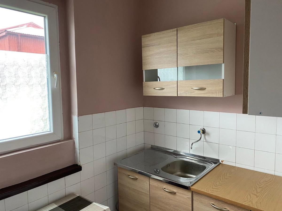Linden Apartment Плужине Екстер'єр фото