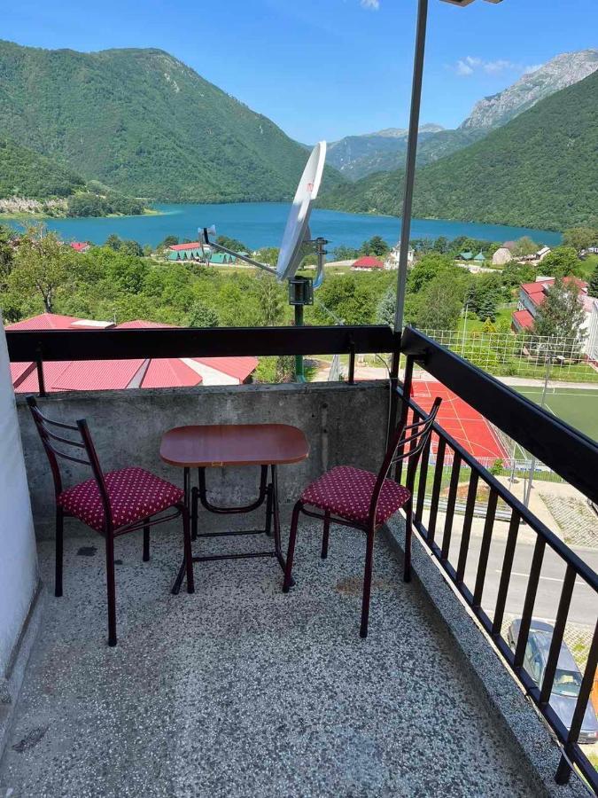 Linden Apartment Плужине Екстер'єр фото